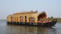 3 Nights Private Tour with Exclusive Houseboat- Sanguine Holidays