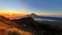 Mount Batur Sunrise Trekking with Natural Hot Spring