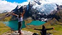 Private tour of 7 Ausangate Lagoons from Cusco