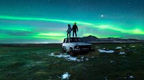 Northern Lights Minibus Tour with Free Photos & Hot Chocolate