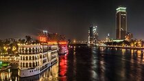 Cairo: private Dinner Cruise on the Nile River with Entertainment