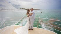 Celebrate your Wedding in Punta Cana on a Private Boat