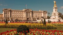London Self-Guided Murder Mystery Tour by Buckingham Palace