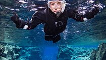 Silfra: Snorkeling Between Tectonic Plates - Meet on Location