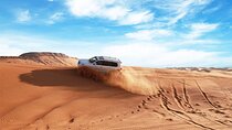 Desert Safari in 4x4 Car with BBQ Dinner and Belly Dance