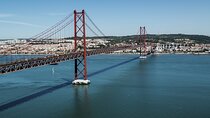 Private transfer from Albufeira to Lisbon with 2 hours sightseeing