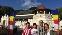 Full-Day Galle or Kandy Private Tour with an Expert Driver-Guide