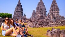 2 Days trip Yogyakarta ( Temple, Palace, Nature, Batik, Puppet )