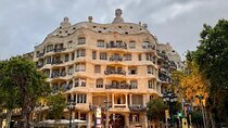 Tour of the Gràcia neighborhood
