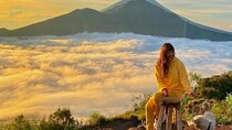 Bali Sunrise Trekking Mount Batur with Guide
