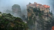 Delfi & Meteora 2 Days Private Sightseeing Tour
