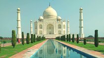 Taj Mahal Sunrise Tour from Delhi with Vegetarian Dinner at home