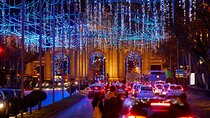 Madrid: Christmas Lights Tour by Electric Tuk Tuk