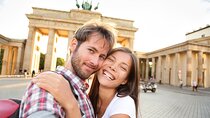 Stories of Berlin – Private Walking Tour for Couples