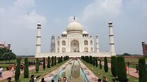 All Inclusive Same Day Trip to Taj Mahal & Agra Fort from Delhi