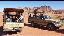 Full Day Jeep Tour and Overnight in Wadi Rum