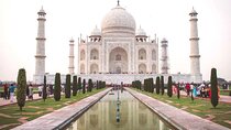 From Jaipur: Overnight Taj Mahal Sunrise Private Tour