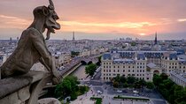 Paris 4 hours Tour in Small Group with an Expert Driver 