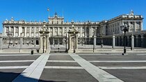 Selfguided mystery hunt by The Royal Palace in Madrid