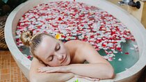 2 hours Bali Lulur Massage & Spa Treatment Including Transfers