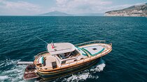 Amalfi Coast Private Boat Tour from Sorrento, Positano or Naples