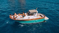 Full-Day Private Boat Tour to Ischia Procida from Sorrento 