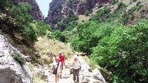 Hiking adventure in the Polyrrinia & Sirikari Gorge. Private tour