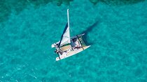 Isla Mujeres Full-Day Catamaran Tour – Buffet, Open Bar & Pickup