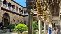 Private Tour Alcazar Seville Cathedral and Giralda Tower Climb