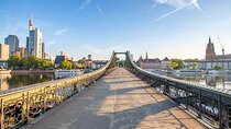 Discover Frankfurt’s most Photogenic Spots with a Local