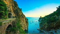 Amalfi Coast: full-day tour from Rome with assistant