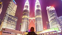 Private Magical Light Experience in Kuala Lumpur By Night