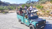 Jeep Safari Tour in Side Green Lake