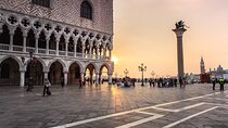 Public tour: Doge's Palace with St. Mark's Basilica & Gondolas
