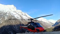 Helicopter Tour Everest Base Camp to Kalapatthaer