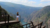 Tour from santaigo to Ribeira sacra with boat trip