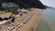 Corfu: A relaxed day at Glyfada Beach