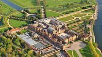 Hampton Court Guided Tour. Full day Access & High Tea