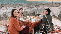Watch Cappadocia Balloon Flights with Breakfast