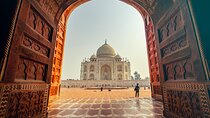 Full Day Private Tour to Taj Mahal and Agra Fort from Delhi