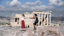 Private Photo Shoot Tour in Athens by a Top Pro