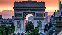 Half-day Walking tour with Fun Guide & Arc du Triomphe Tickets