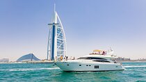 Dubai Marina Shared Yacht Tour: Breakfast or BBQ & Iconic Views
