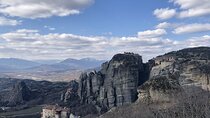 2-Day Private Tour to Delphi & Meteora with Great Lunch included