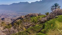 Full Day Private Tour from Muscat to Nakhal and Wakan