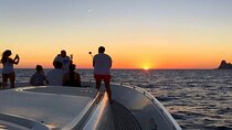 Small Group Tour in Positano by Boat at Sunset with Prosecco 