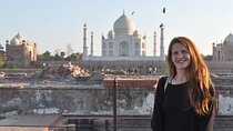 Private Car from Delhi to Taj Mahal with Driver and Local Guide