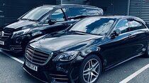 Limo Chauffeur Driving Transfers Services To St Pancras Station