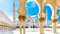 Half-Day Grand Mosque Tour from Dubai with a guide