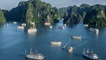 Full-Day Halong Bay Cruise with Limousine Pickup